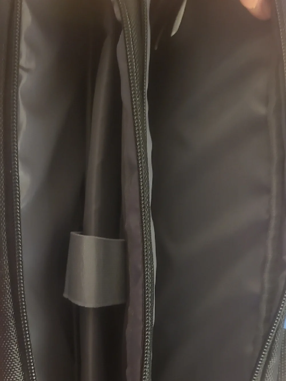 Heritage Black Laptop Briefcase with Shoulder Strap